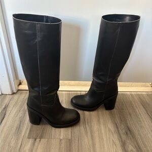 Steve Madden Black Heeled Boots